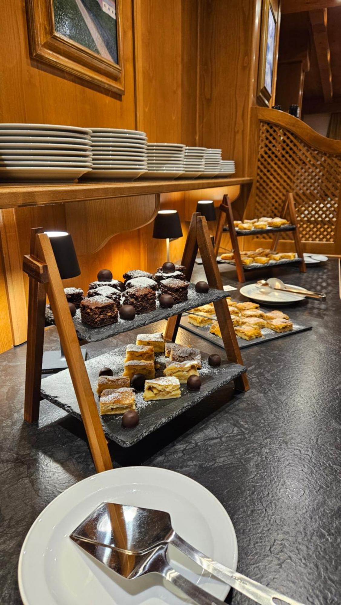 Berghotel Zum Zirm Collalbo Esterno foto