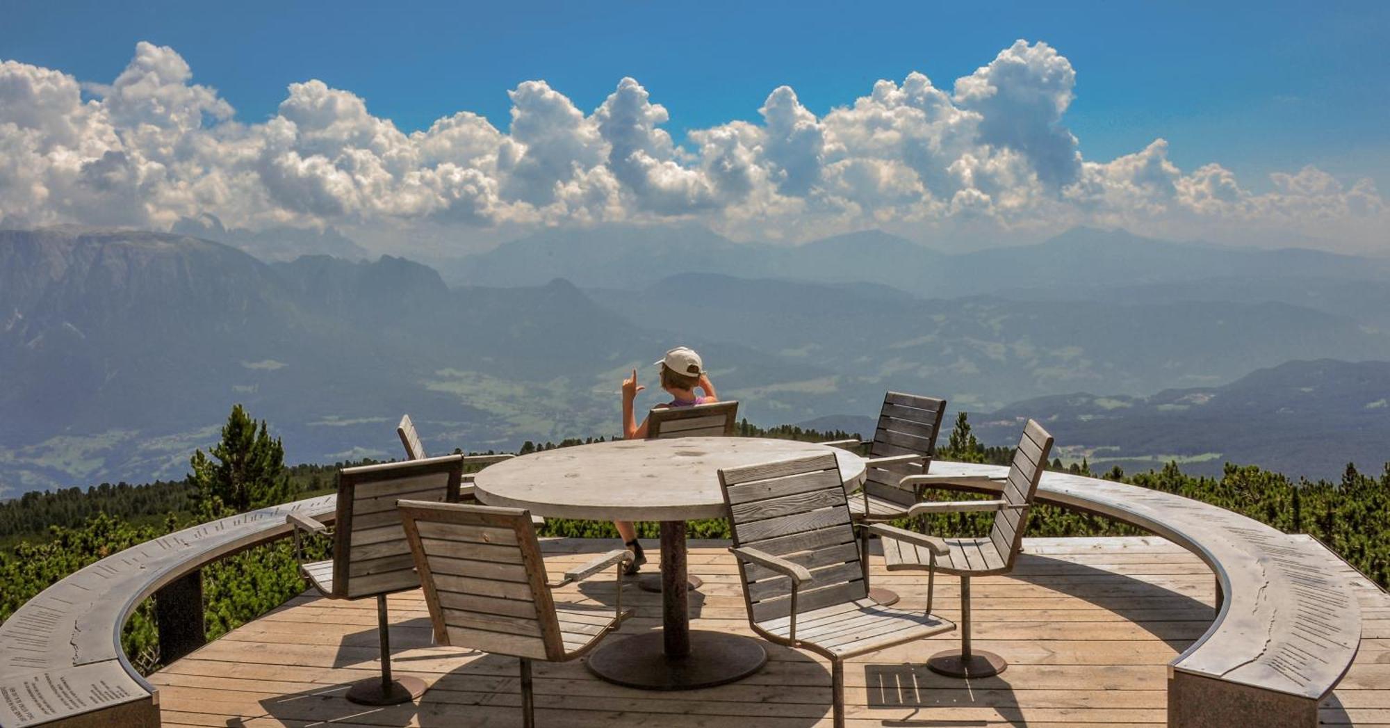 Berghotel Zum Zirm Collalbo Esterno foto